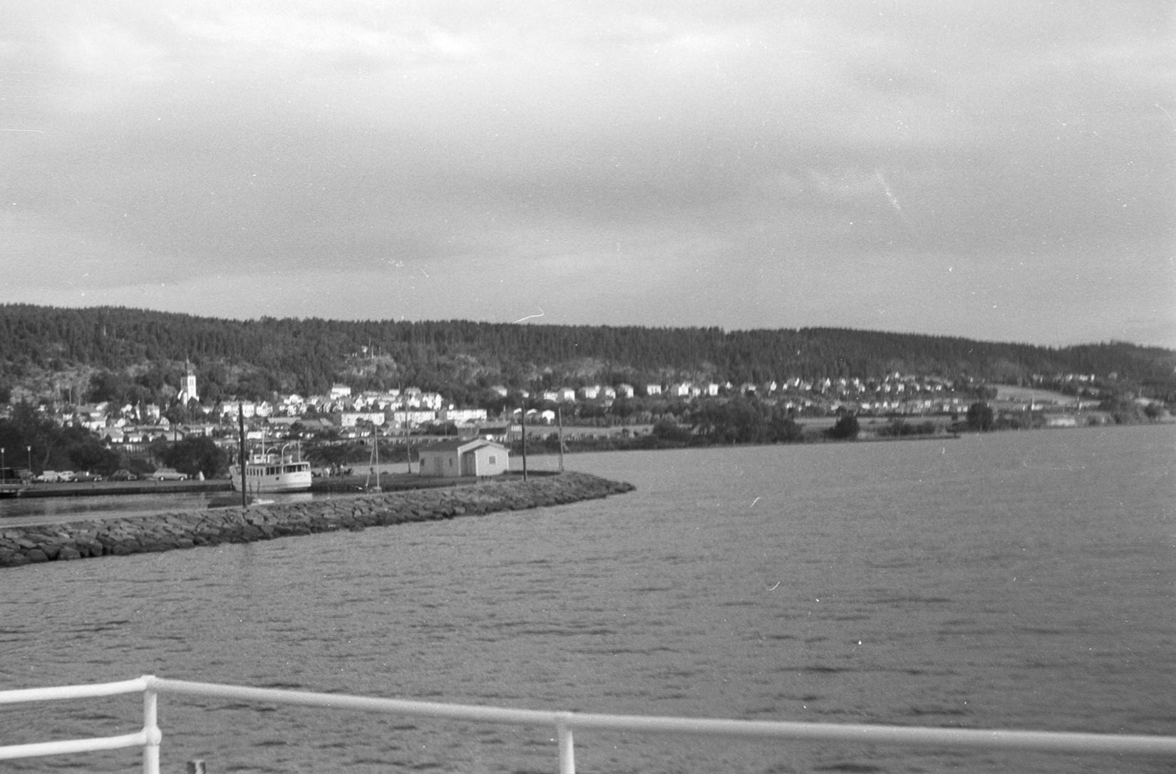 S3_196707-26