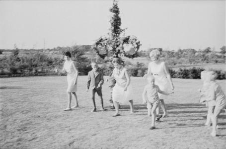 S3_196806-11