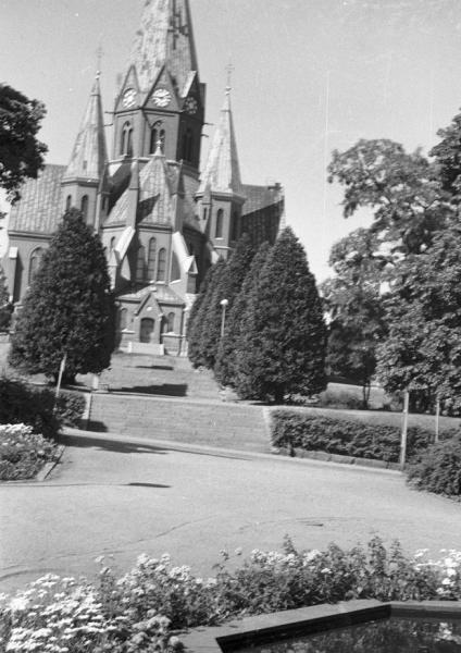 S3_196907-0017