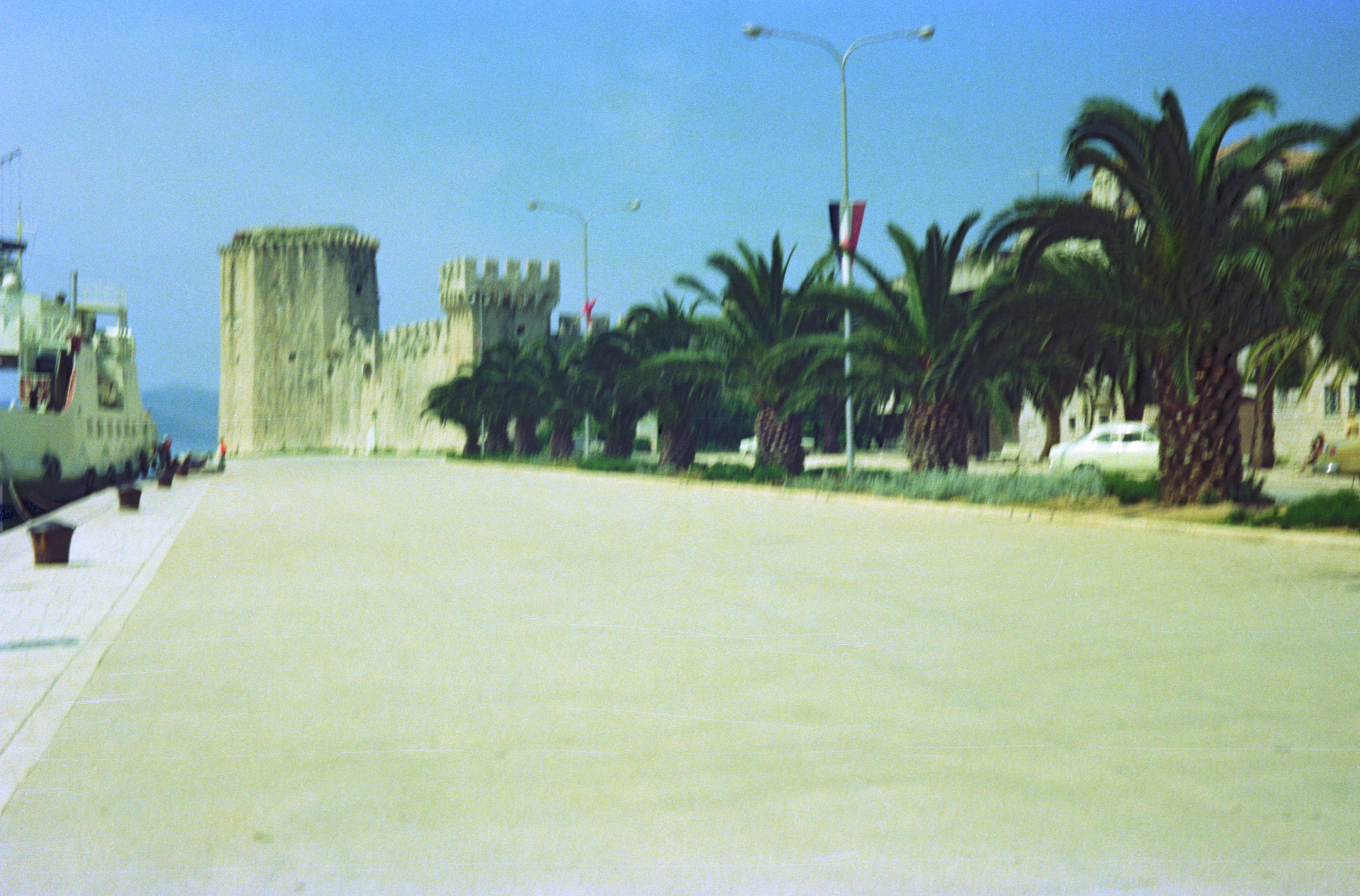 S3_197505-09