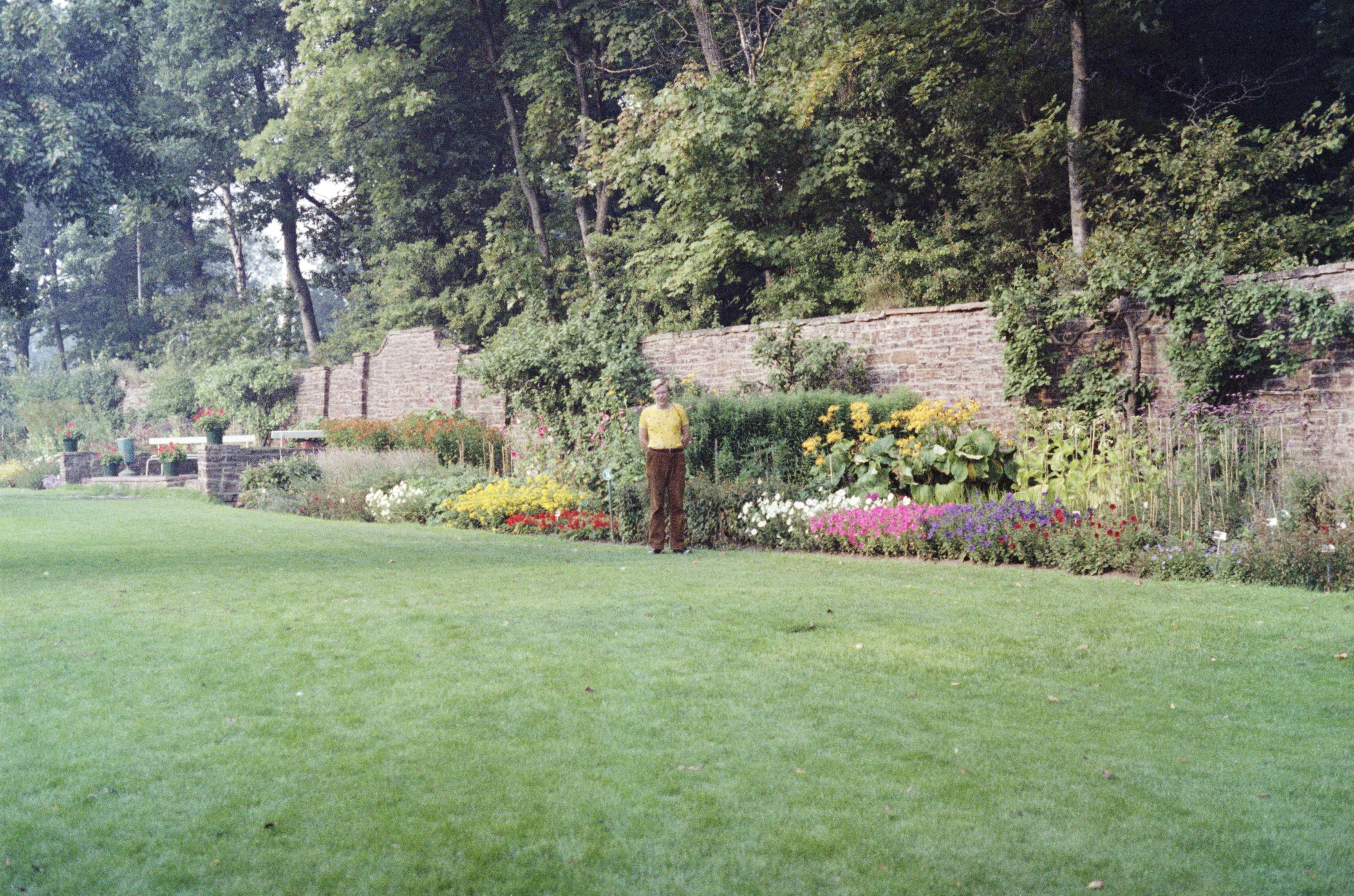 S3_197909-21
