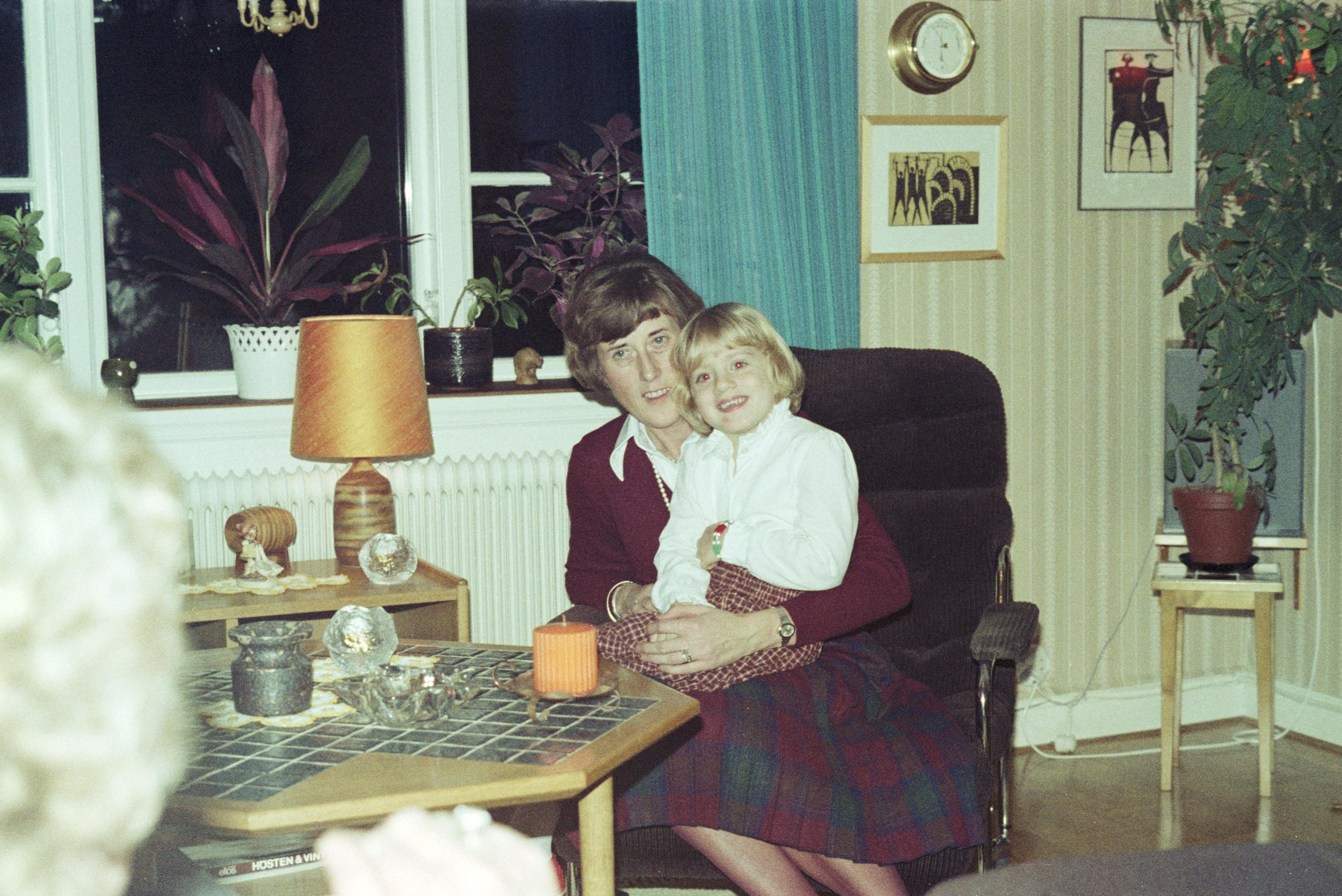 S3_197910-12
