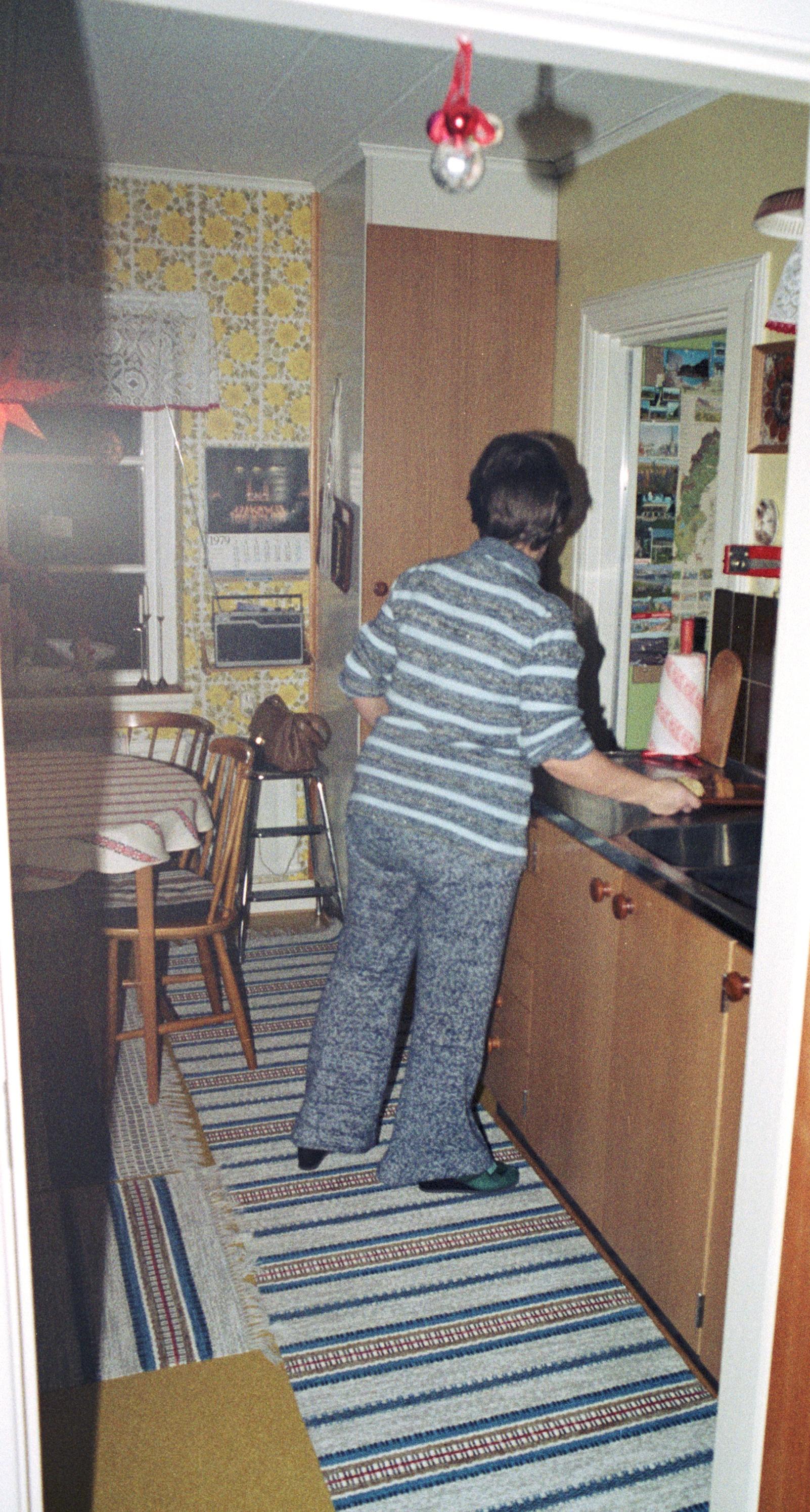 S3_197912-13