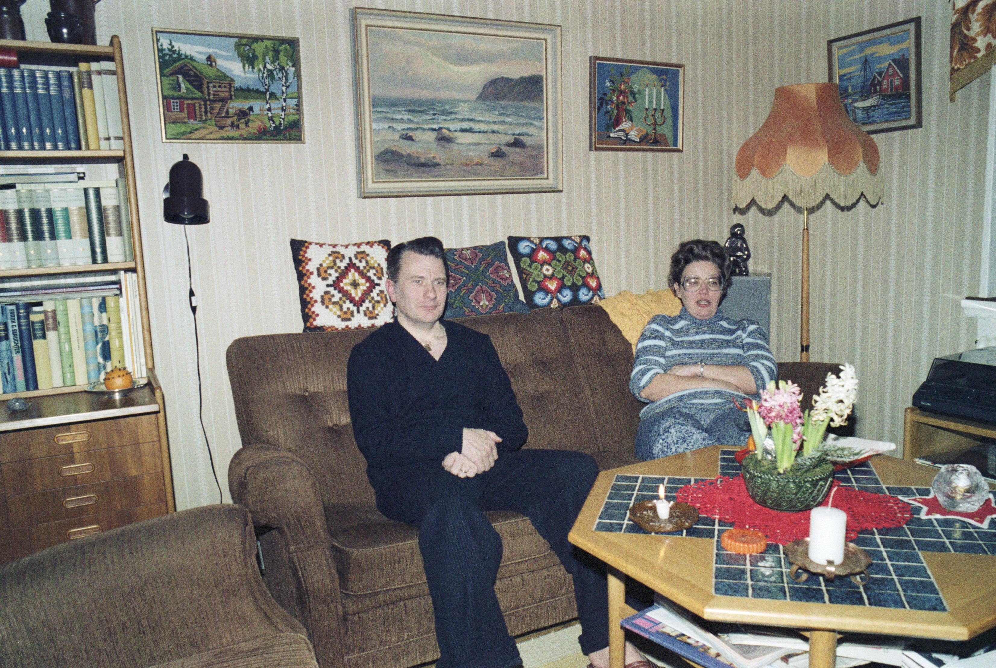 S3_197912-16