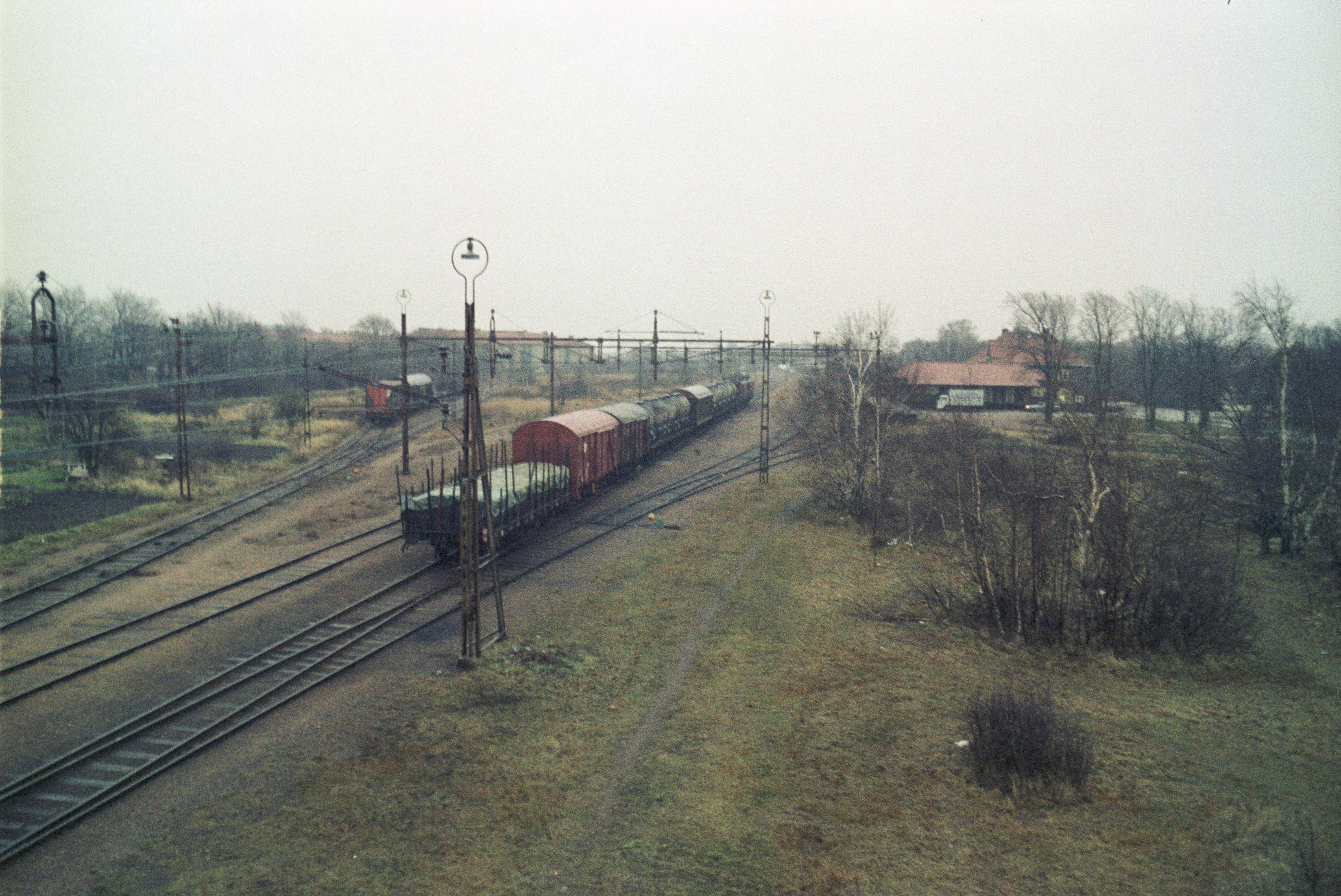 S3_197912-24