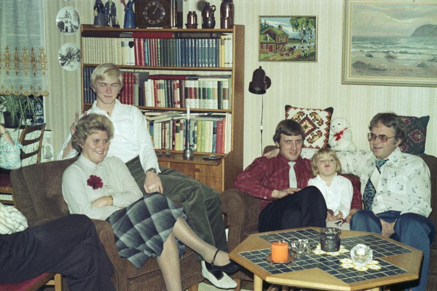 S3_197910-11
