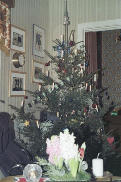 S3_197912-04