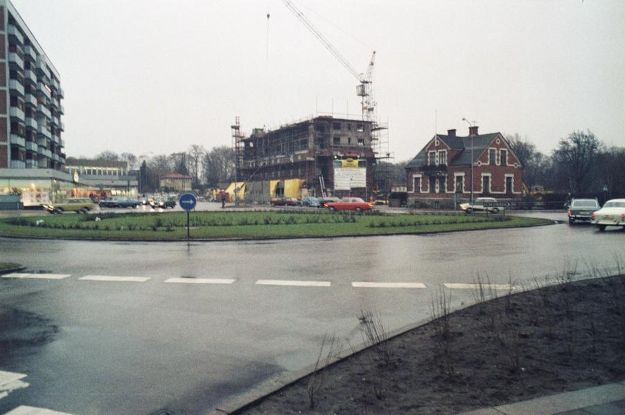 S3_197912-23