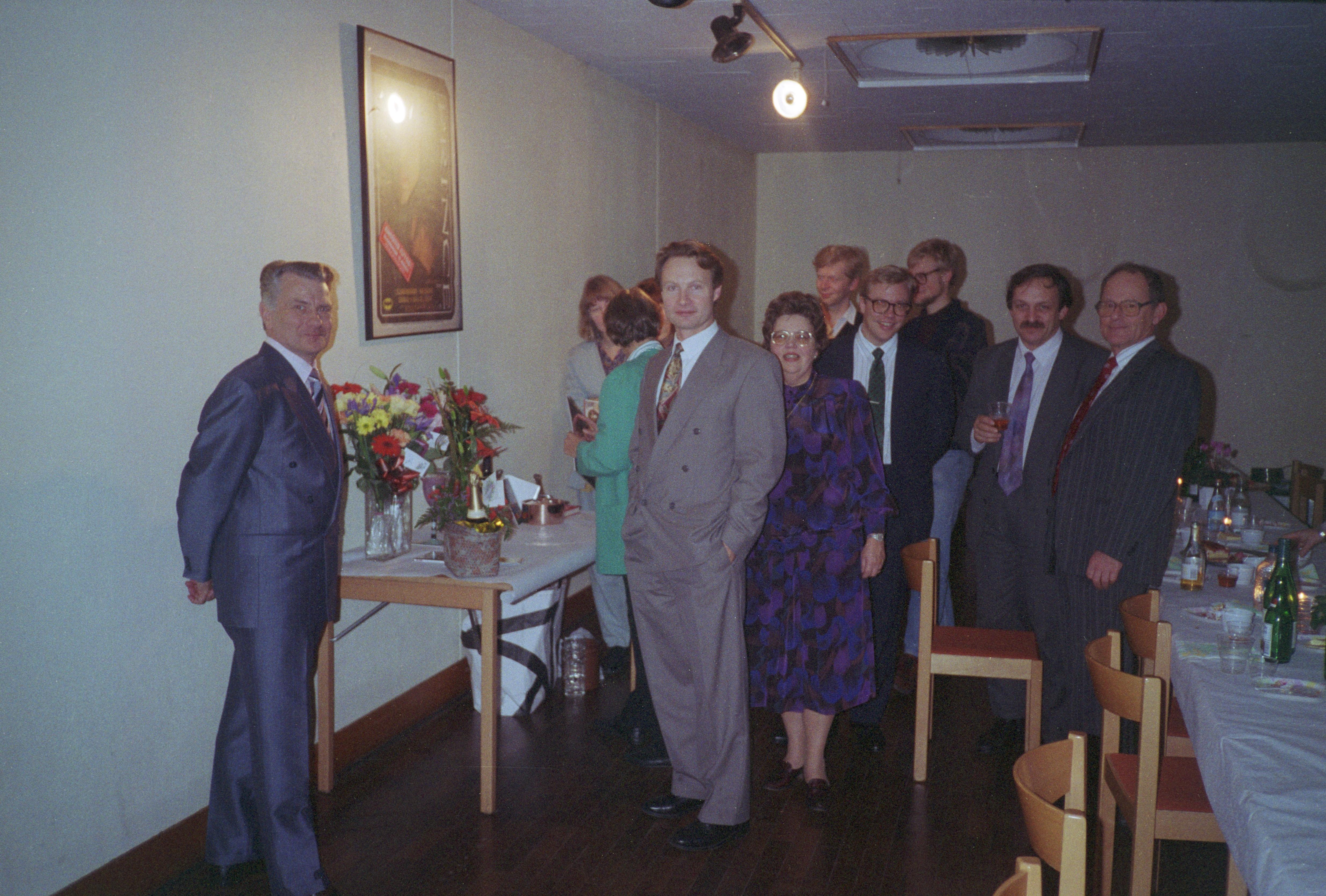 S3_199211-15