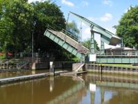 Sluss och broppning i Gieselau-kanalen