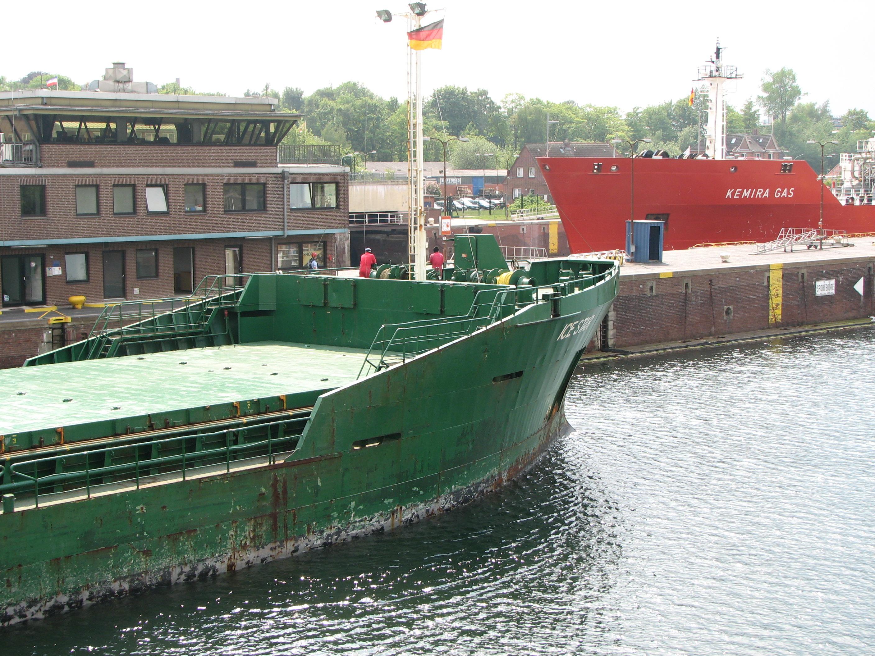 S3_2137