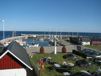 Vy ver Abbeks hamn