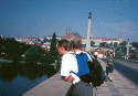 [Prag: Lars och Sren framfr Pragborgen]