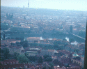 [Prag: Utsikt frn katedraltornet i Pragborgen]